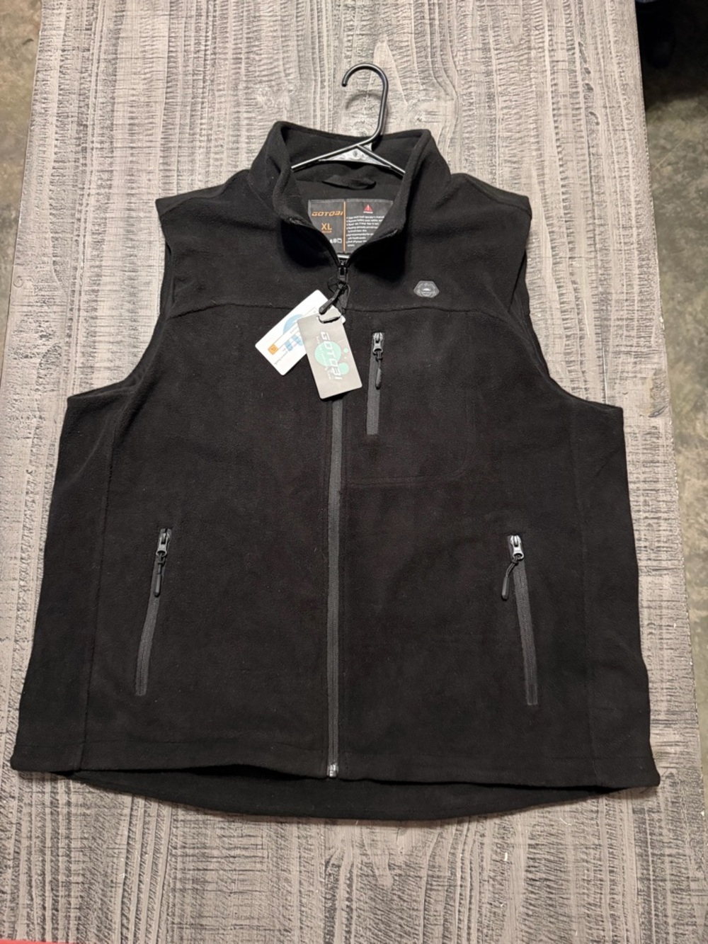 Gotobi Men’s Black Heated Full-Zip Fleece Vest no battery